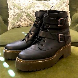 Topshop low heel laced leather ankle boots